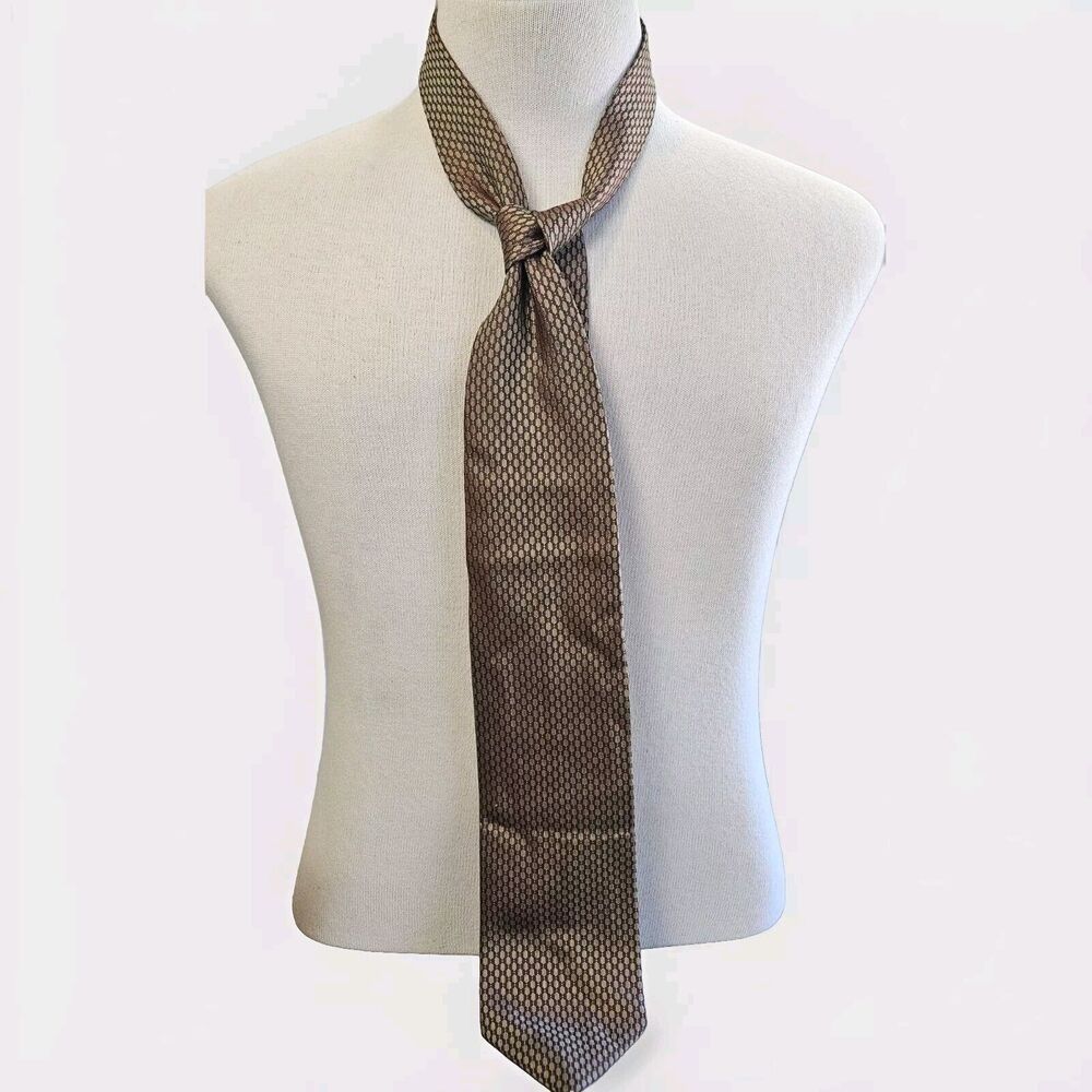 Alexander Julian Colours Hand Made 100% Silk Men’s Neck Tie Geometric Tan